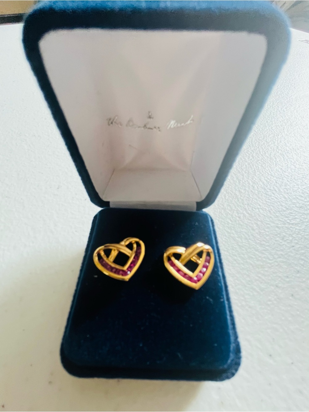 NIB Vintage Danbury Mint Ruby Red Heart 14kt Gold over 925 Sterling Silver Earri